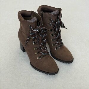 Women’s Kelly & Katie Brown Lace-Up Boots